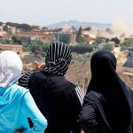 سيدات من زوطر الشرقية يشهدن تفجيراً كبيراً في منازل البلدة